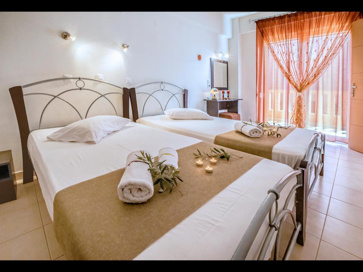 Blue Horizon Apartments&Maisonettes ลิเมนาเรีย ภายนอก รูปภาพ